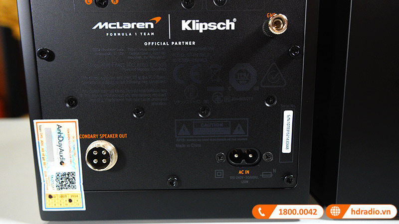 Cận cảnh đầu ra loa Klipsch The Five McLaren Edition