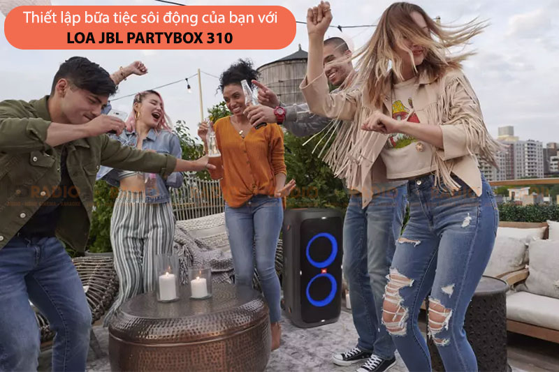 Ứng dụng loa JBL PartyBox 310 trong những bữa tiệc ngoài trời